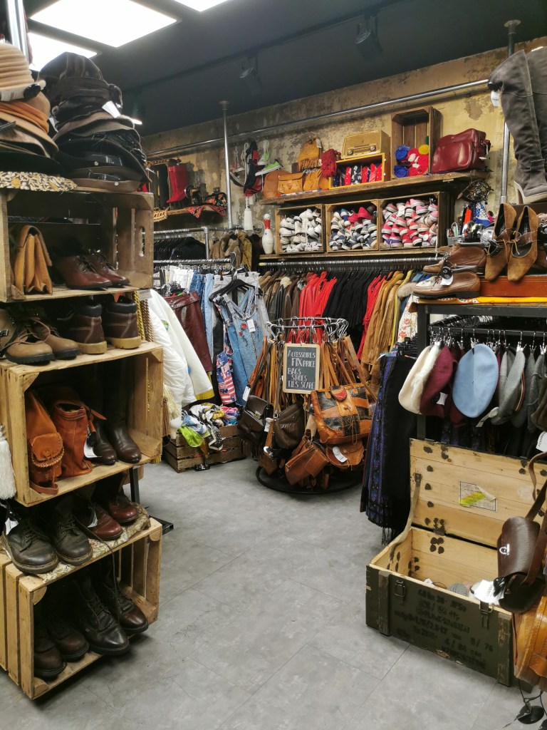 ikinci el esya dükkanı